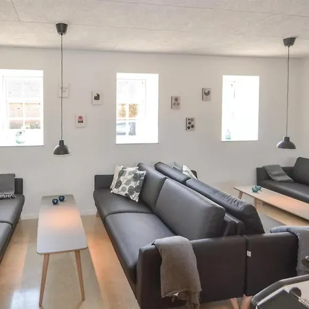 Lovely In With Kitchen