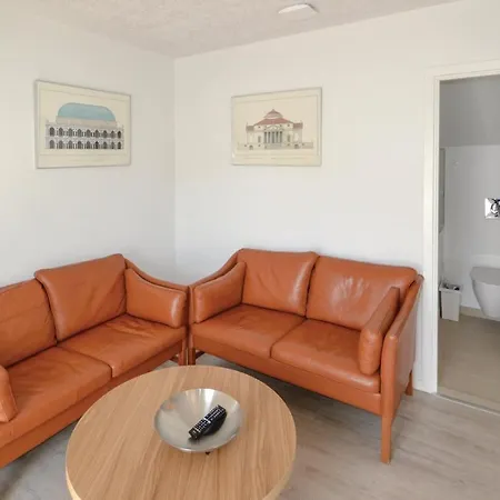 Holiday home Lovely In With Kitchen Allingabro
