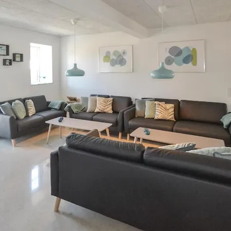 Lovely In With Kitchen *