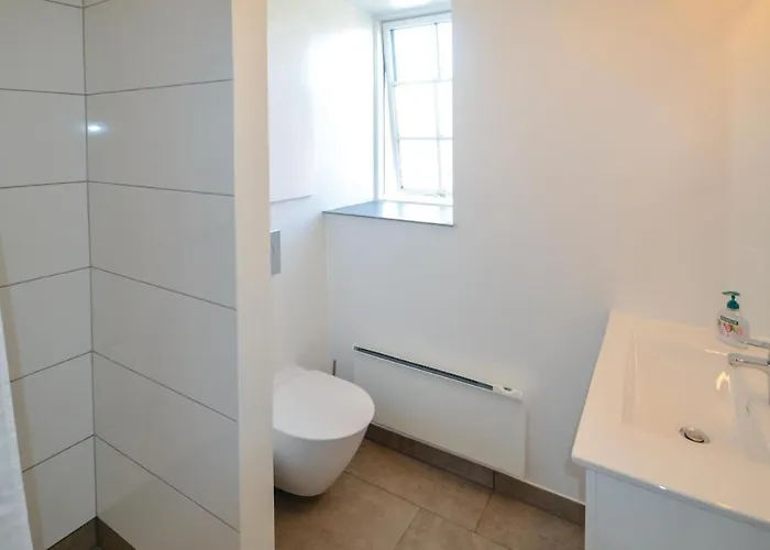 Lovely In With Kitchen