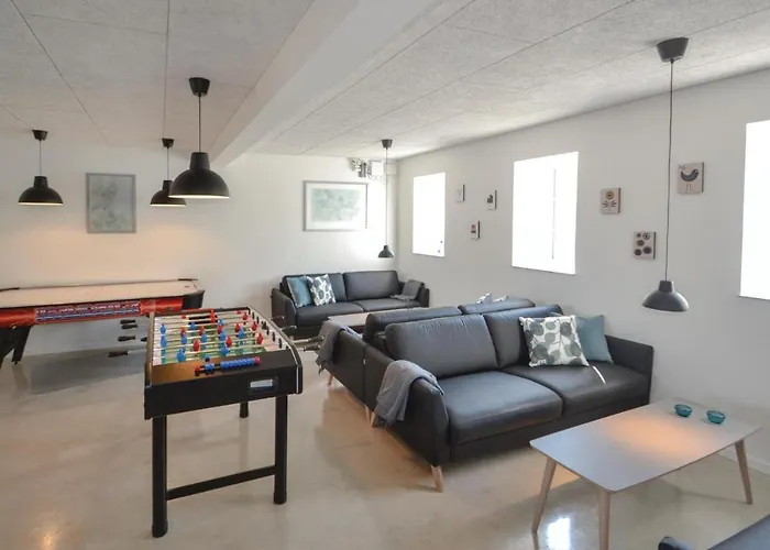 Lovely In With Kitchen Holiday home